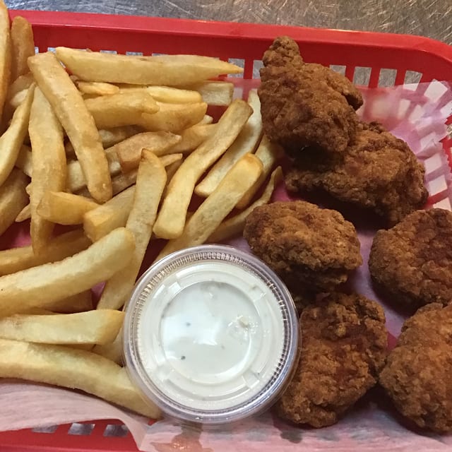 Kids Boneless Wings.
