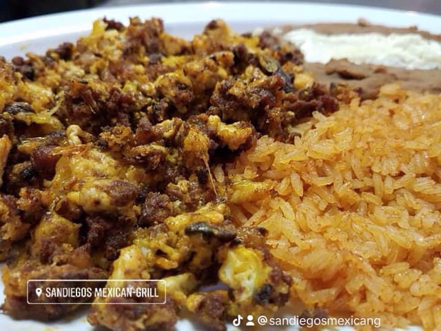 Huevos Con Chorizo.